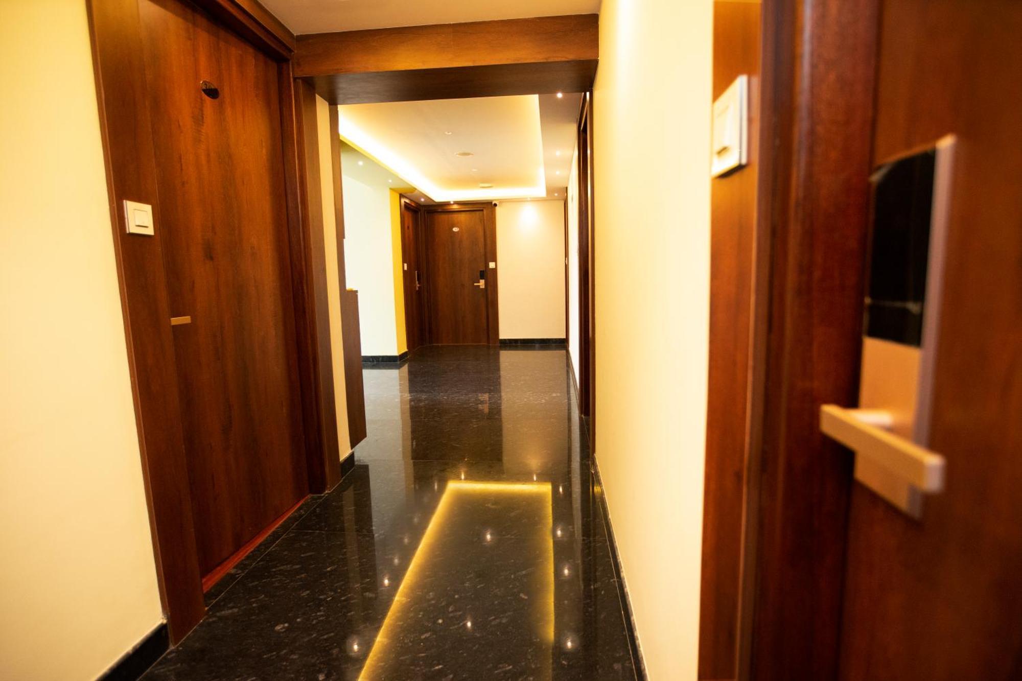 העיר בנגלור Golden Fortune Inn Hotel מראה חיצוני תמונה