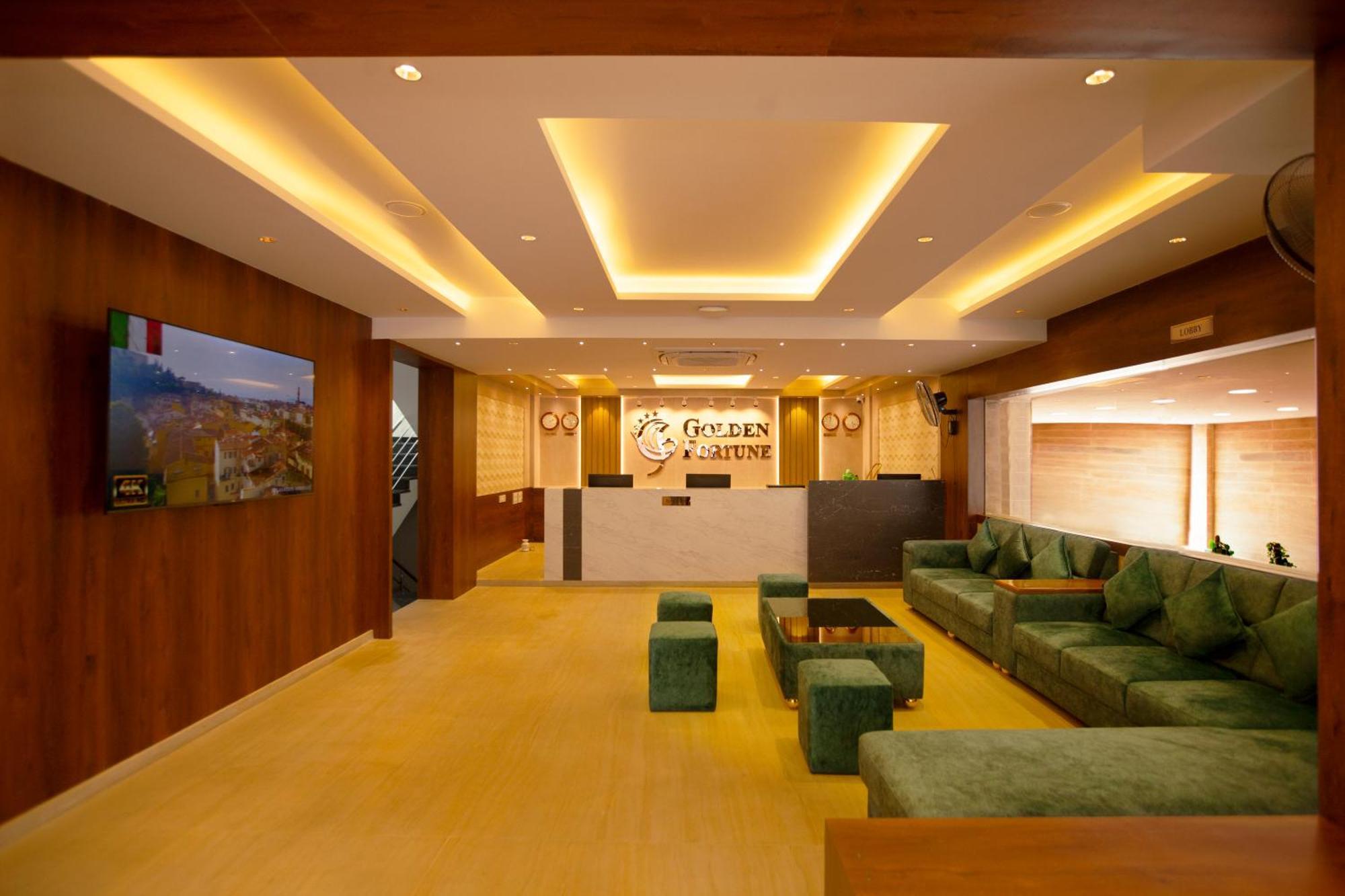 העיר בנגלור Golden Fortune Inn Hotel מראה חיצוני תמונה